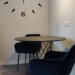 Butas Pilkieji Apartamentai, Iki Juros 350m *