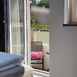 Butas Pilkieji Apartamentai, Iki Juros 350m *