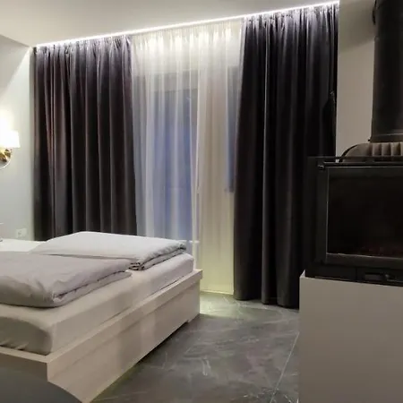Pilkieji Apartamentai, Iki Juros 350m Butas *