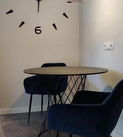 Apartamento Pilkieji Apartamentai, Iki Juros 350m *